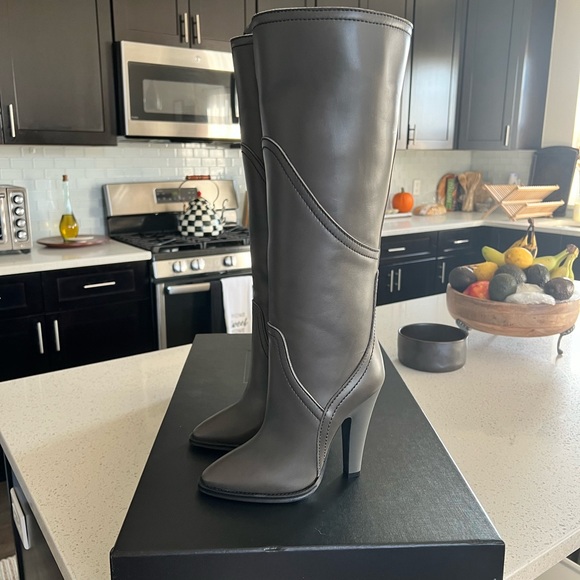 Saint Laurent Boots - Picture 3 of 6